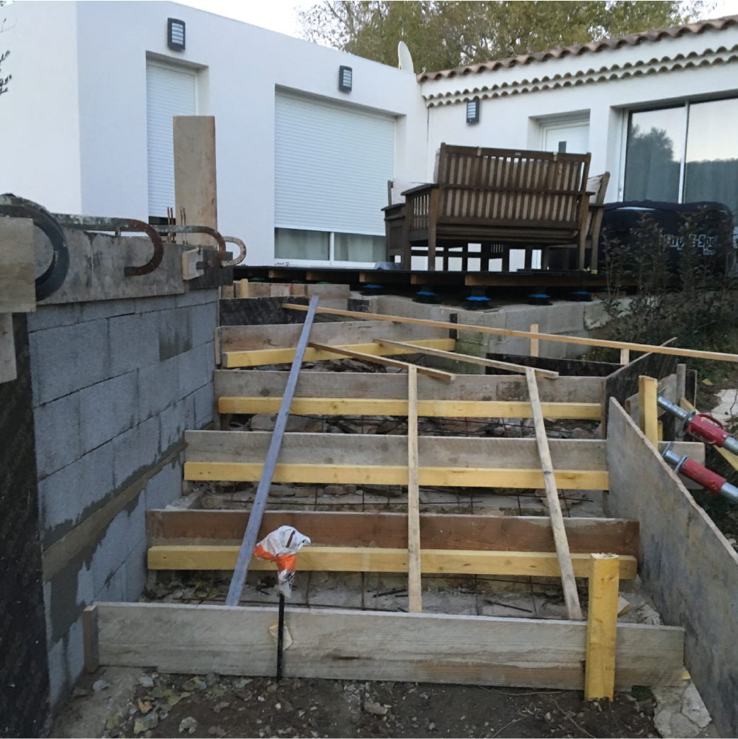 Lfa-construction-amenagement-exterieur-creation-terrasse-escaliers-mur