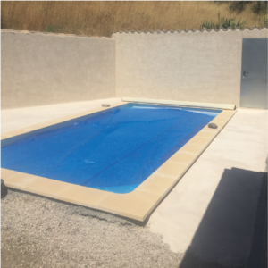 Lfa-construction-renovation-exterieur-tour-de-piscine-gazon-synthetique