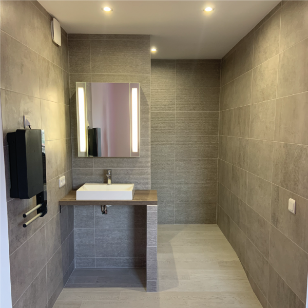 Réagencement-salle-de-bain-marseille-lfa-construction-17